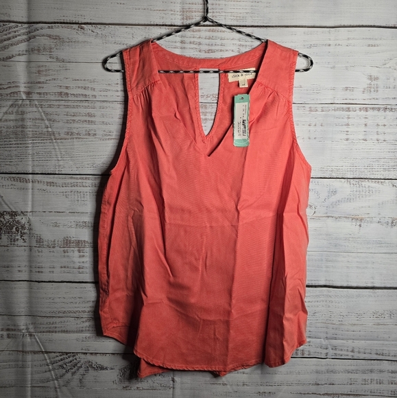 Cloth & Stone Coral Sleeveless Blouse Tanktop Vneck Women Sizd Medium - Picture 1 of 4